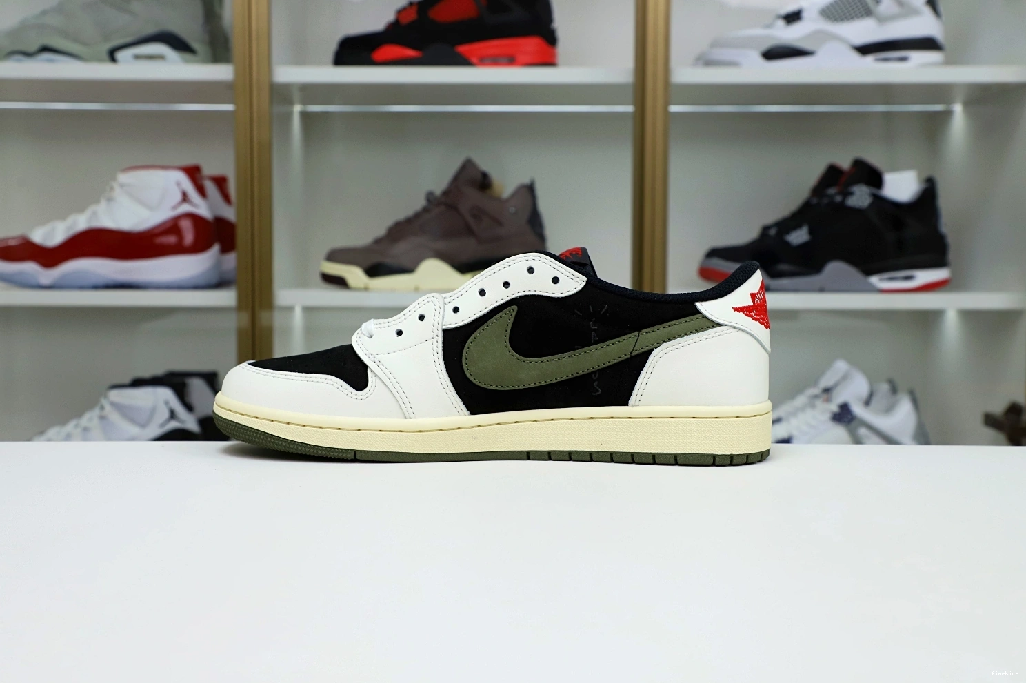 JORDAN LOW 1 “Olive” OG TRAVIS AIR NIKE SCOTT X 1006